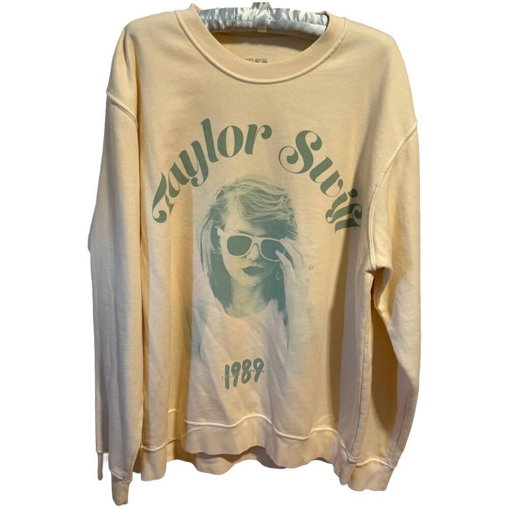 Taylor Swift 1989 Taylors Version Sweatshirt Womens 2XL Yellow